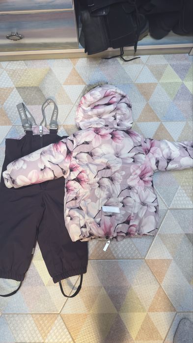 Продам зимний комбинезон lene на девочку