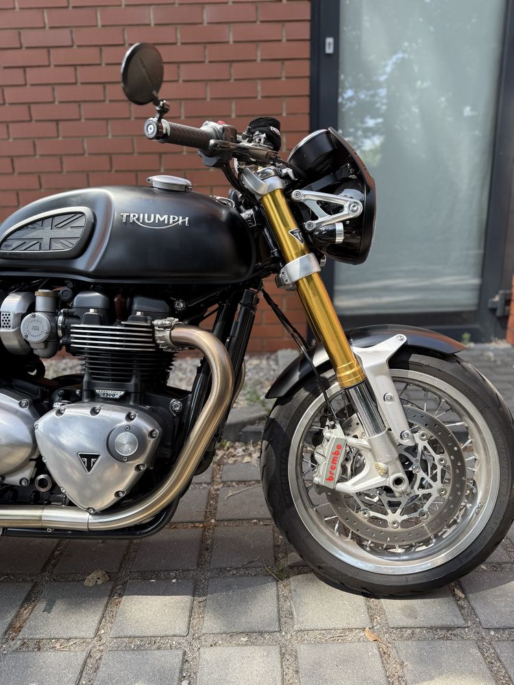 Triumph Thruxton 1200R rok 2017/Thruxton 1200 R Cafe Racer