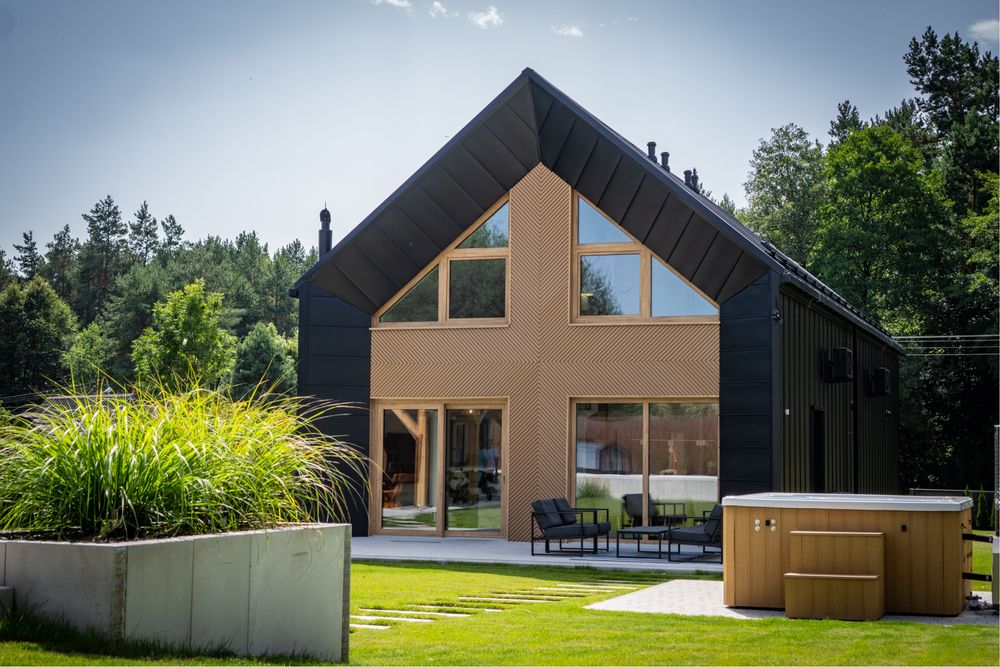 Domek z jacuzzi,  basen 30 stopni, 16 osob, sauna bilard, roztocze