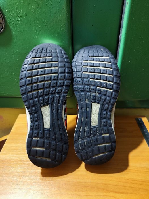 Кросівки жіночі Adidas galaxy 2W