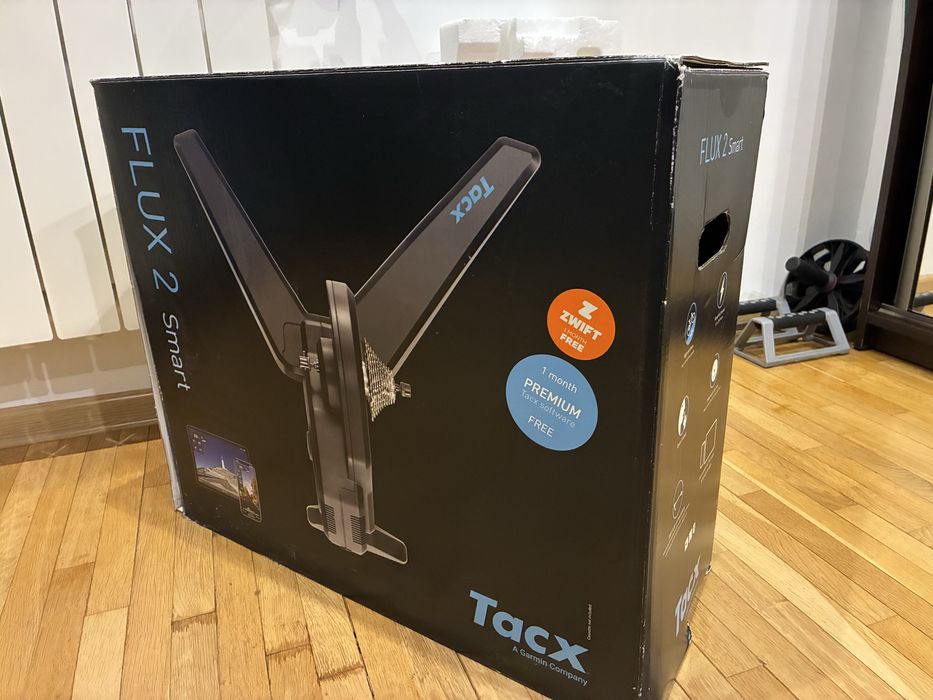 Trenażer rowerowy GARMIN Tacx Flux 2 Smart T2980