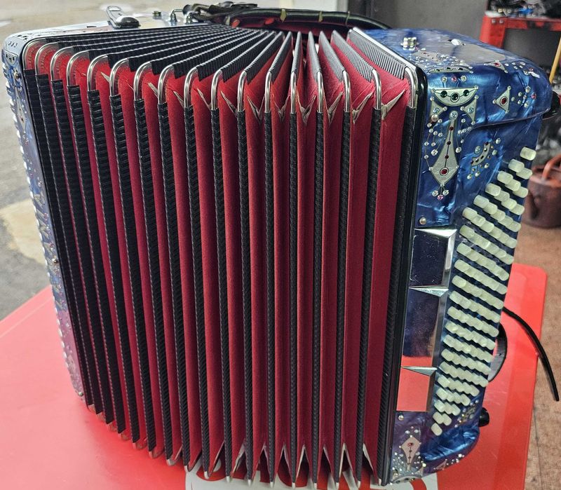 Acordeão Lemania azul como NOVO