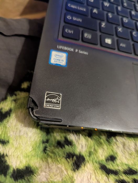 Ноутбук- трансформер 360 Fujitsu lifebook p728 i5 8250u 8/128 сенсорни