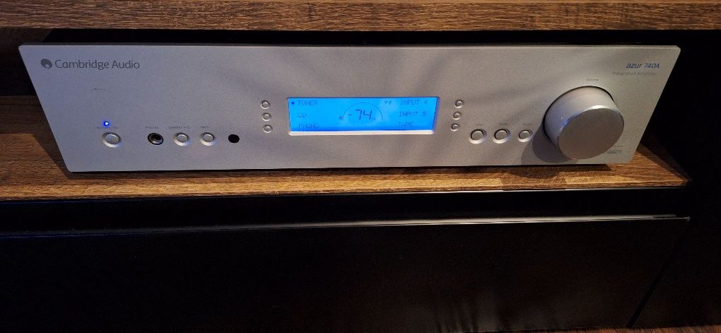 Wzmacniacz Cambridge Audio Azur 740