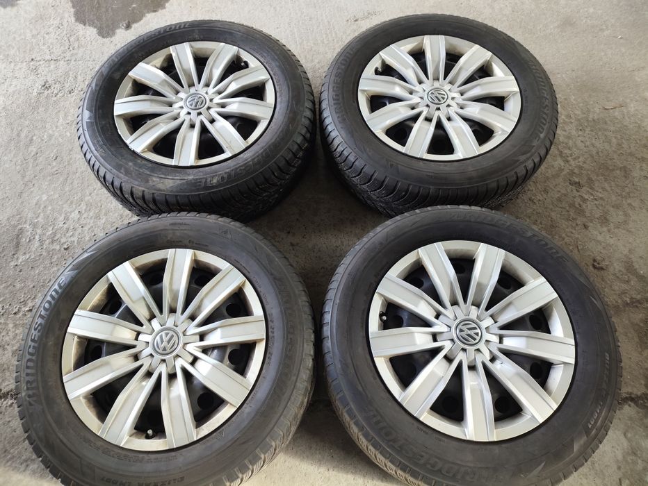 Koła zimowe felgi 17 kołpaki opony 215/65 Tiguan Q3 Kodiaq