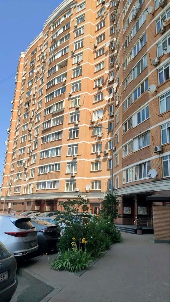 Здам кімнату в центрі Вишневого, вул. Машинобудівників, 17 А.