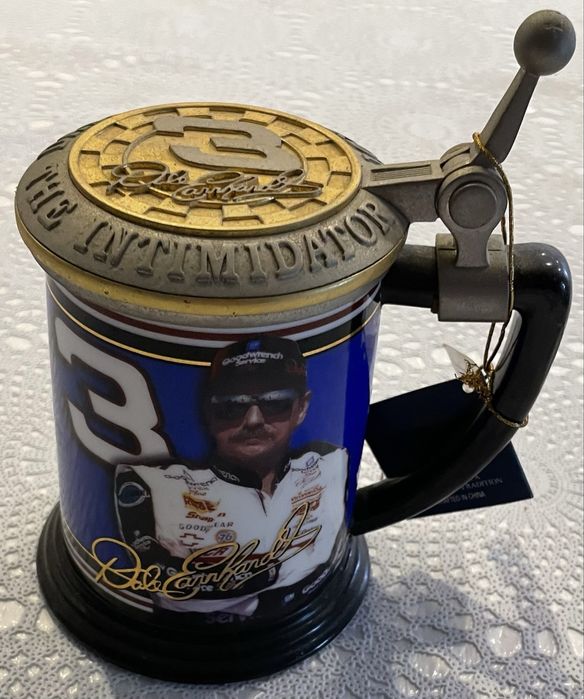 Kufel Kolekcjonerski Franklin Mint „The Dale Earnhardt” z pokrywą i c.