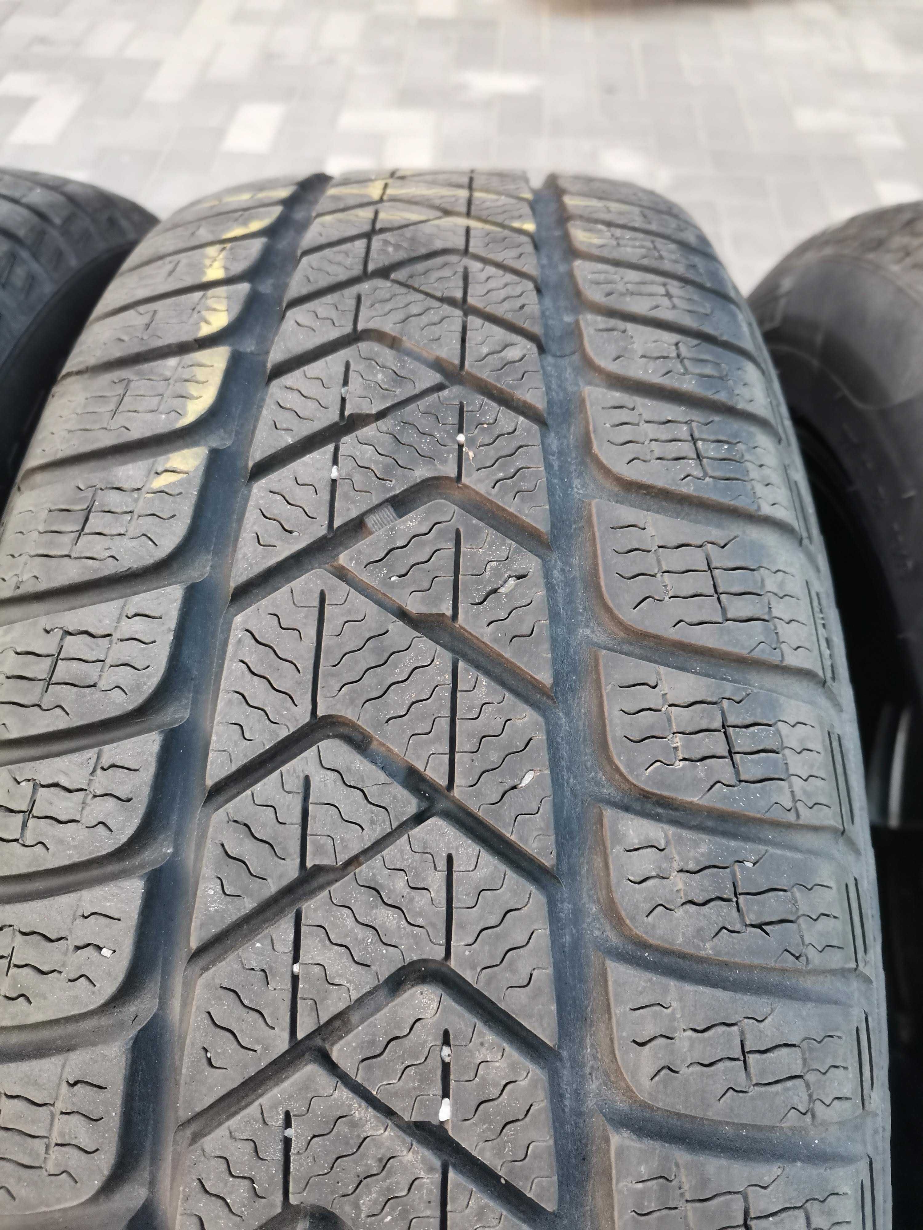4 Opony zimowe Pirelli Sottozero 3 215/55 R18 95H