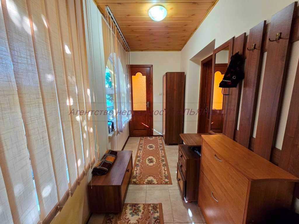 Будинок на дві родини в центрі міста