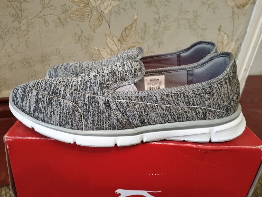 Продаю мокасини Slazenger