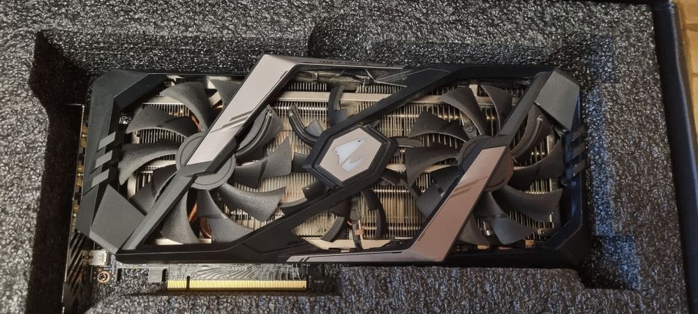 Gigabyte  Aorus GeForce RTX 2060 SUPER  8G