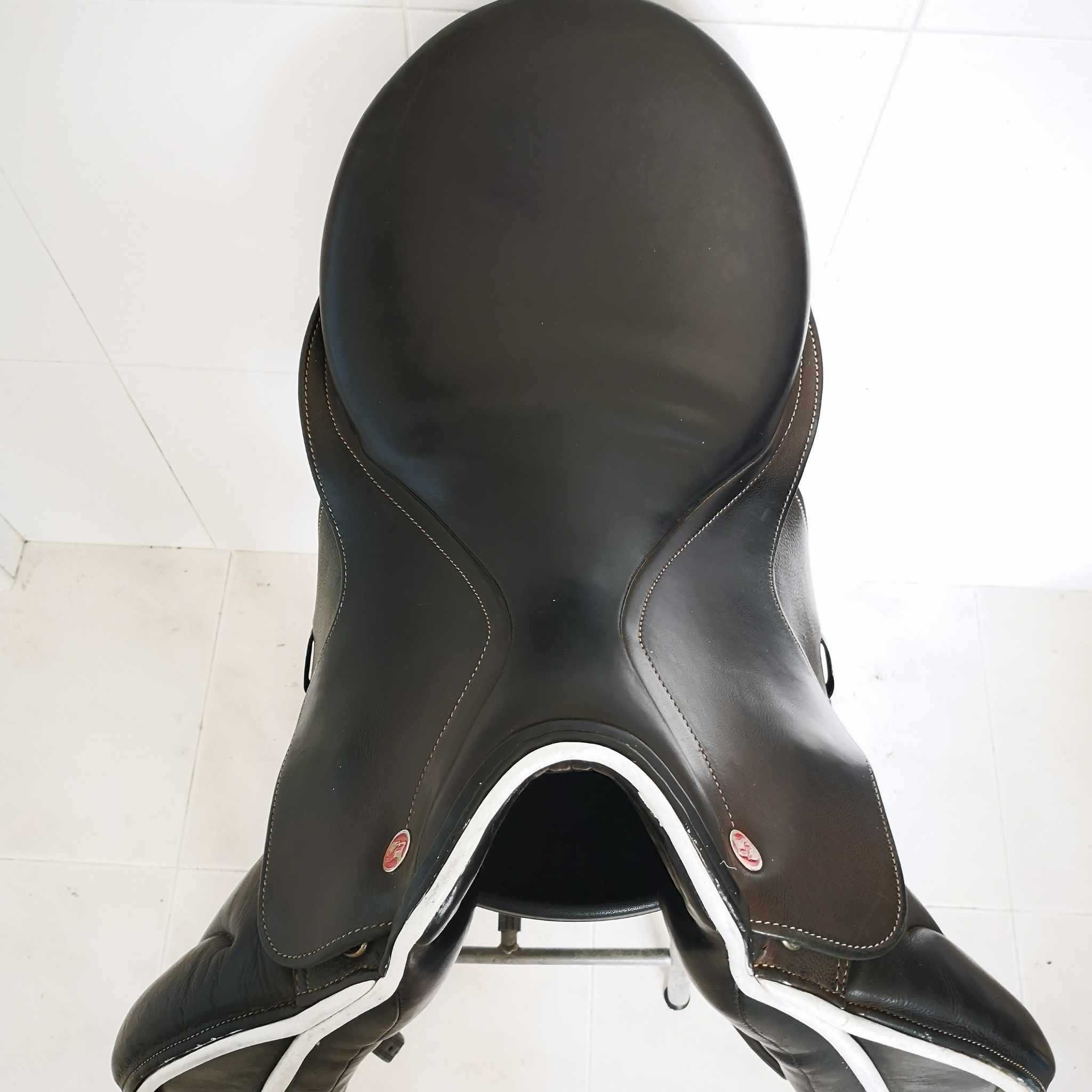 Sela Kieffer Ulla Special muito bom estado Cavalo Dressage