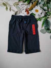 Фирменные шорты на мальчика 4-5 лет ,рост 110 см