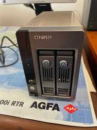 QNAP TS-210P NAS 2HDD WD red de 4TB cada
