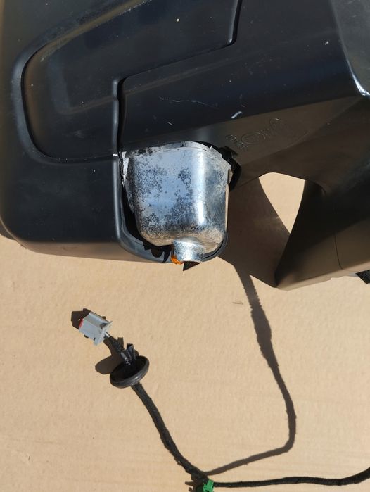 lusterko prawe przód przednie ford transit custom 2 pin