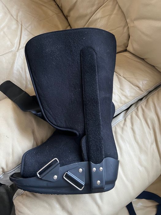 ортопедичний черевик-ходунок (фіксатор гомілкостопу)