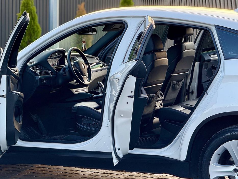 BMW Official не крашен