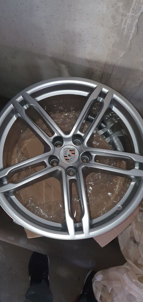 Vendo jantes 19 da porsche