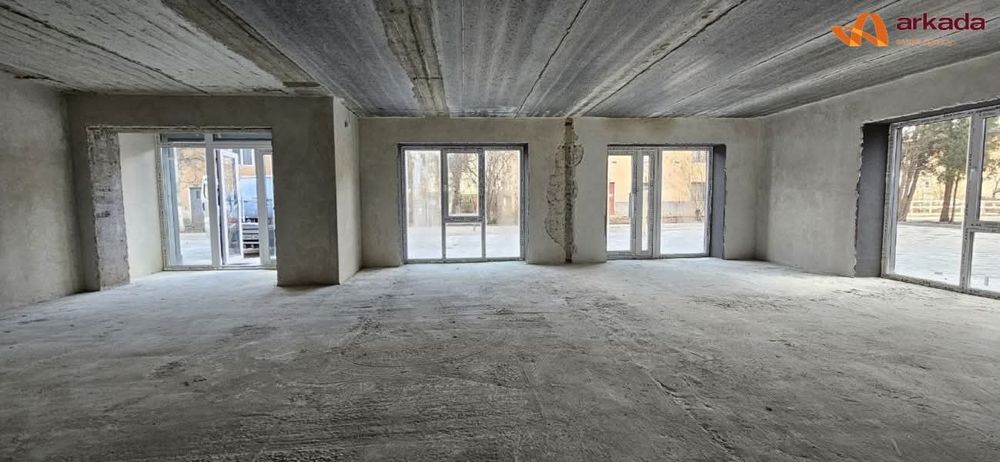 Продж комерційного приміщення біля Парку Шевченка