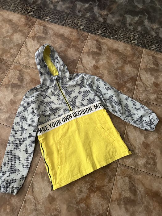 Куртка ветровка 10-11 лет