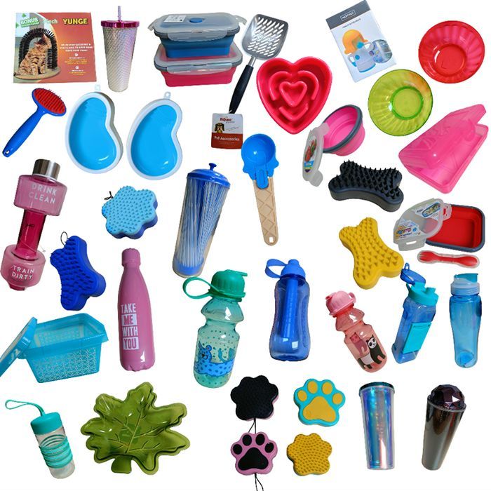 Akcesoria dla zwierząt zabawki pojemniki bidony i więcej ponad 60 szt