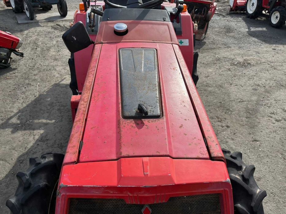 Traktor Mitsubishi MT20D