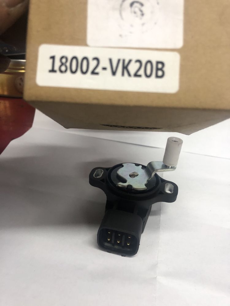 Sendor pedal acelarador
