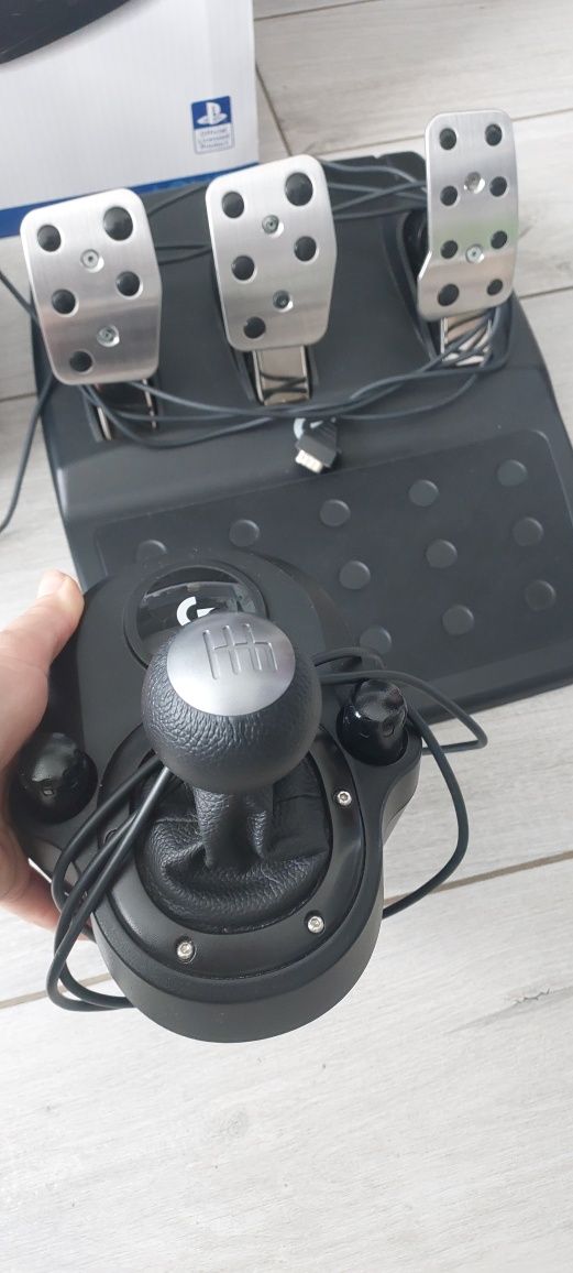 Ігровий руль Logitech g923 + коробка передач