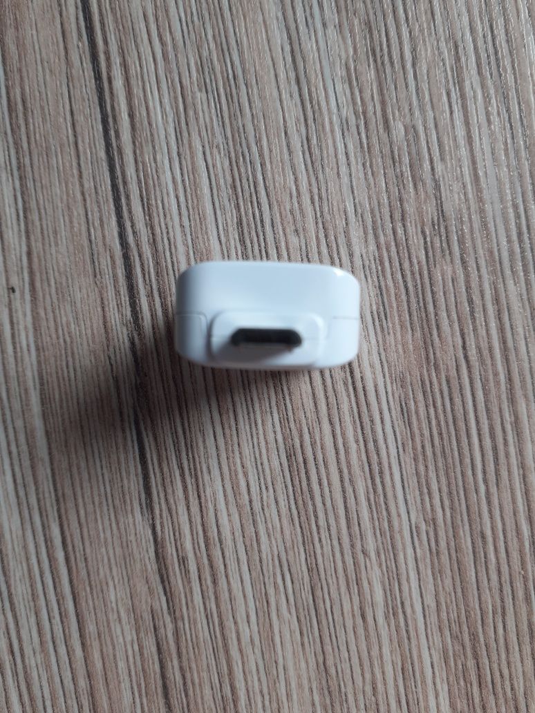 Adapter Samsung micro USB - USB OTG biały