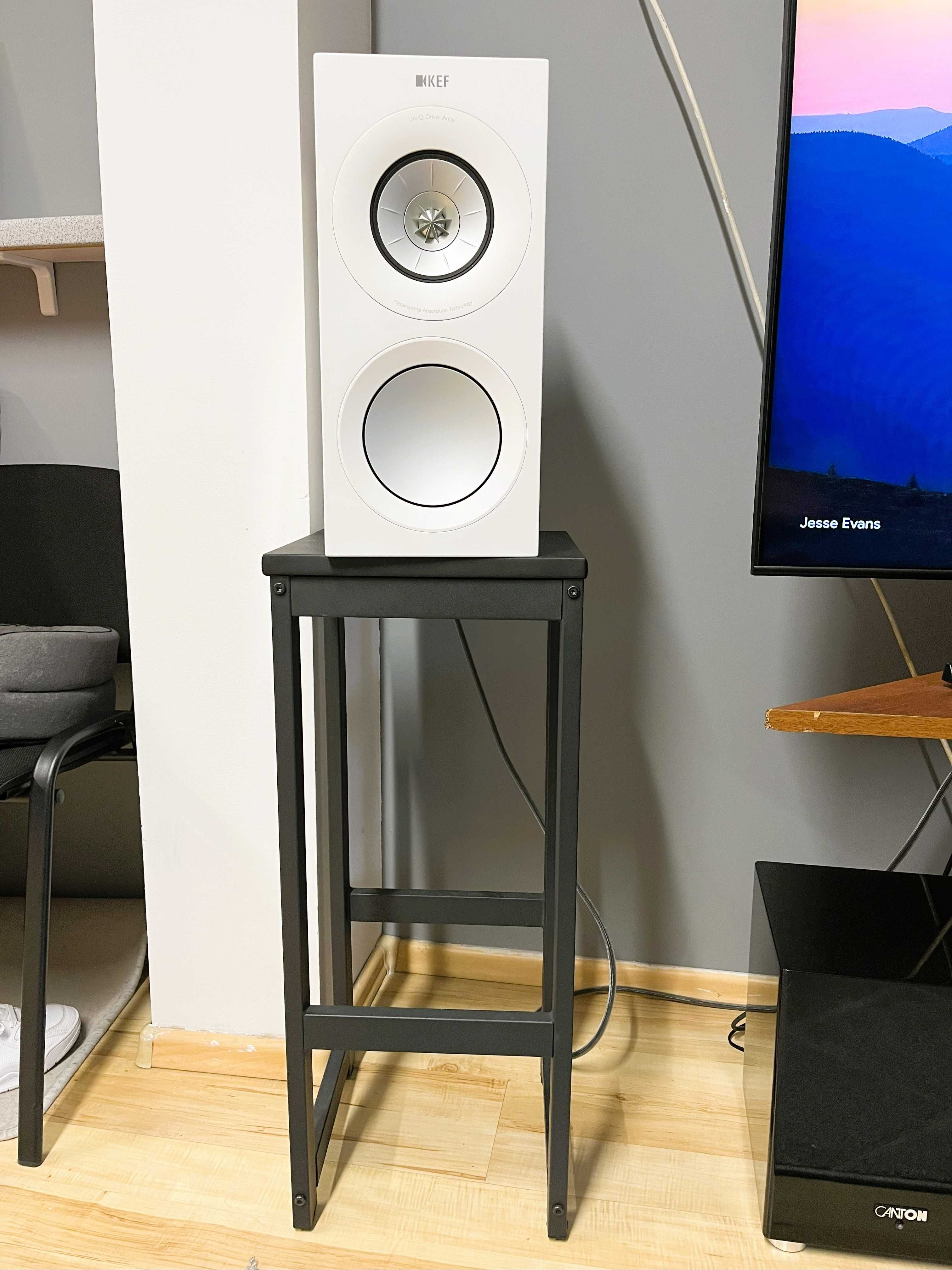 KEF R3 Meta. (Biały połysk). Para
