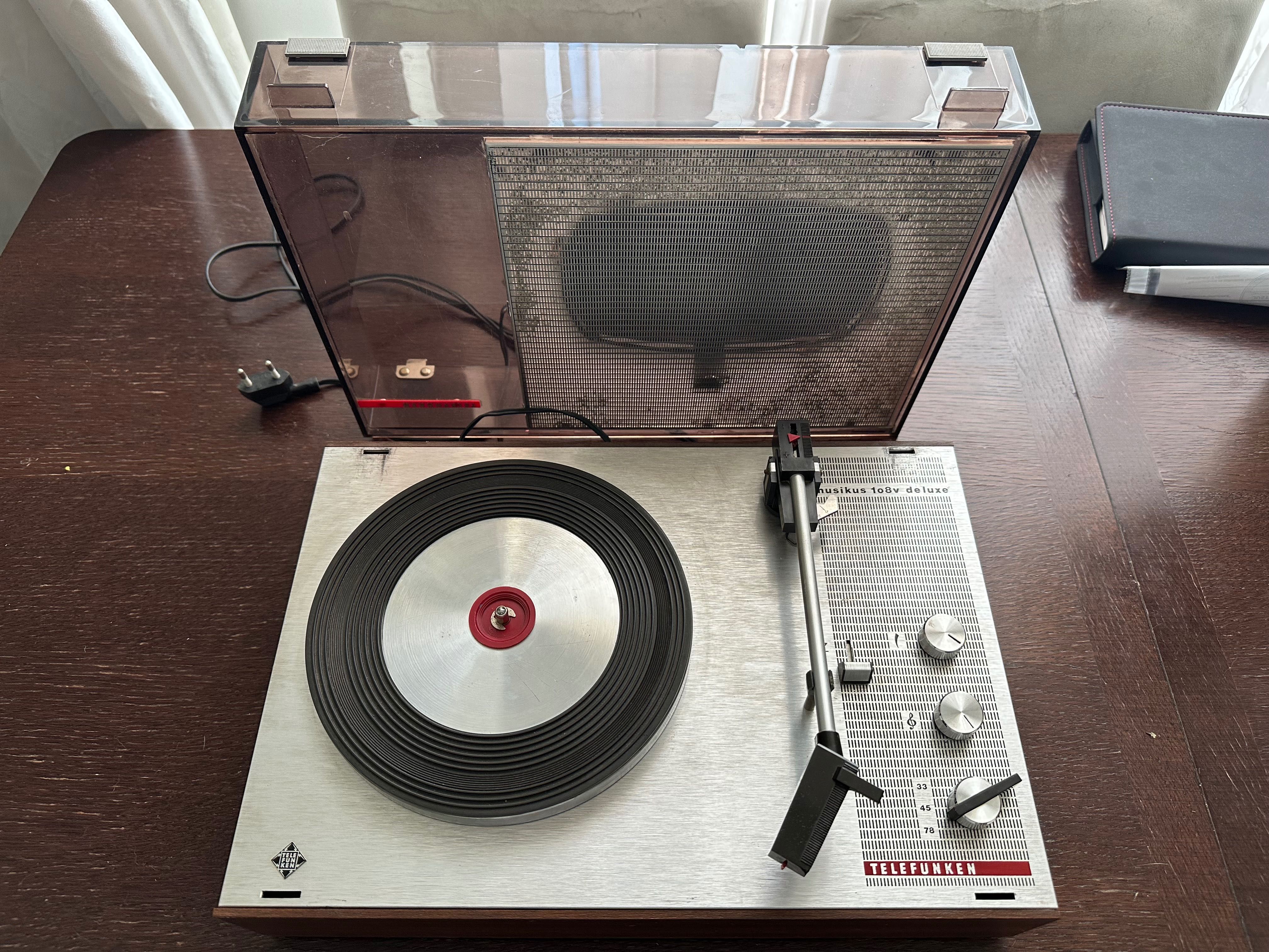 Вінтажний програвач вінілових платівок Telefunken Musikus 108v deluxe