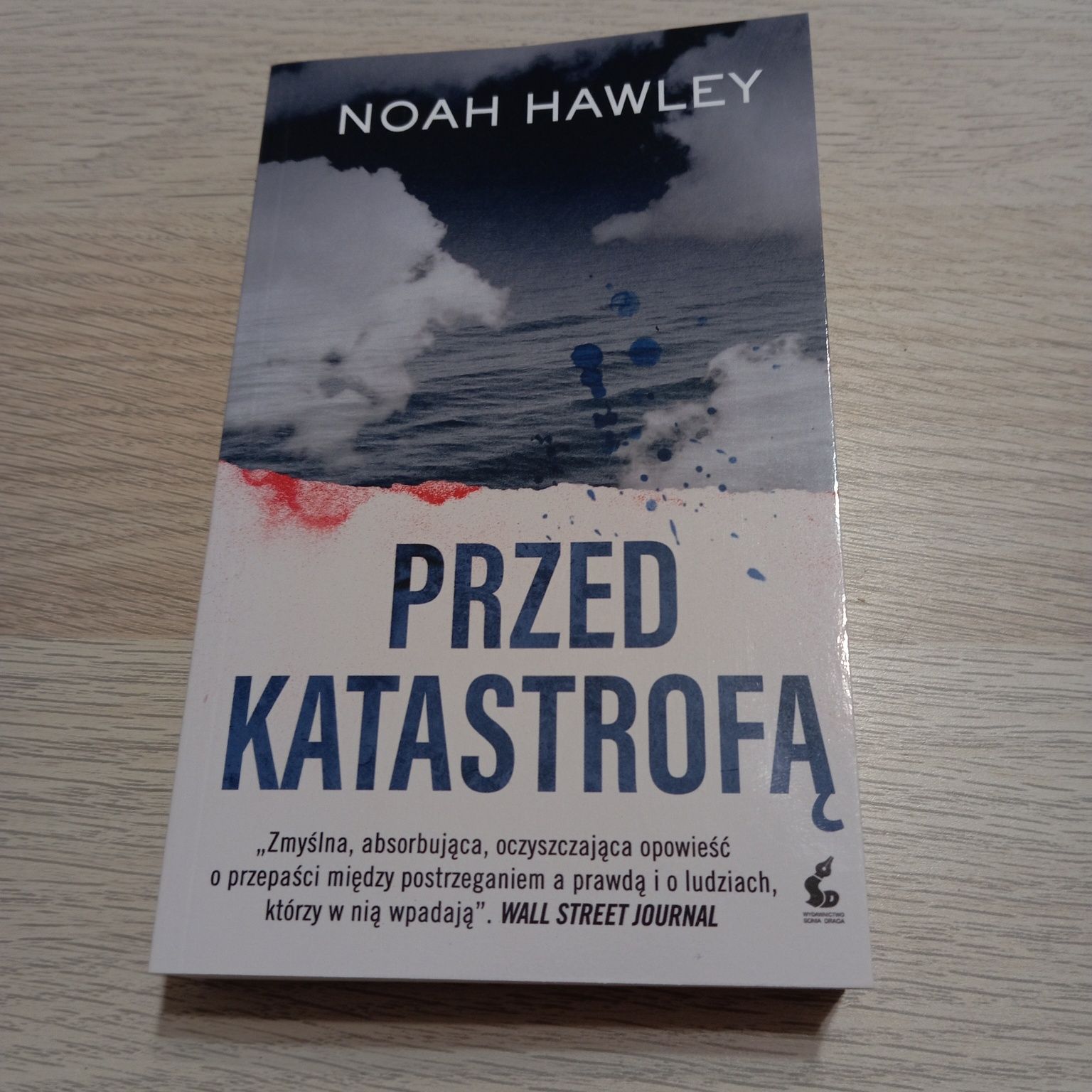 Przed katastrofą, Noah Hawley, stan-nowa, wydanie kieszonkowe