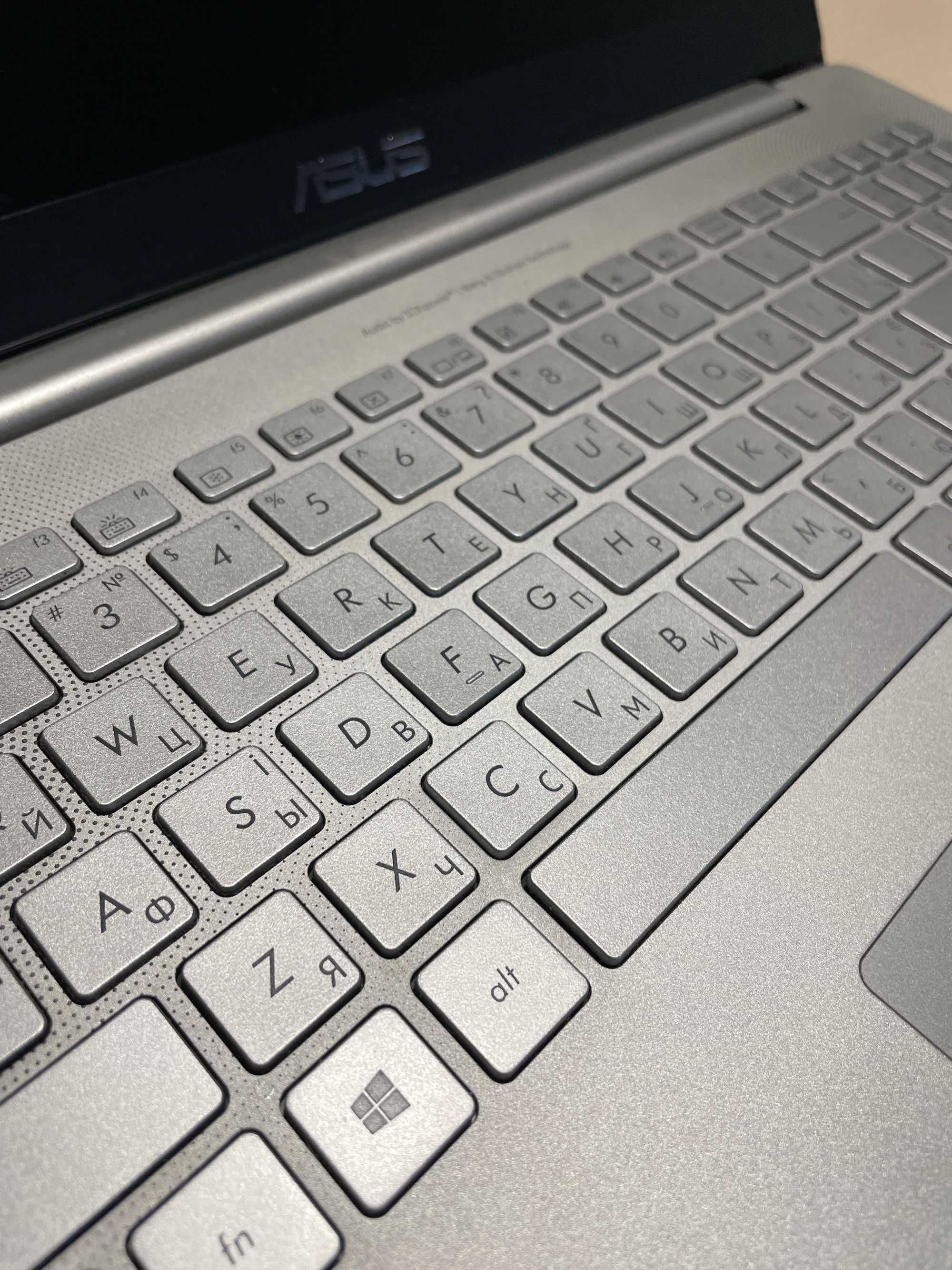 Ноутбук 4k ASUS Zenbook Pro UX501VW