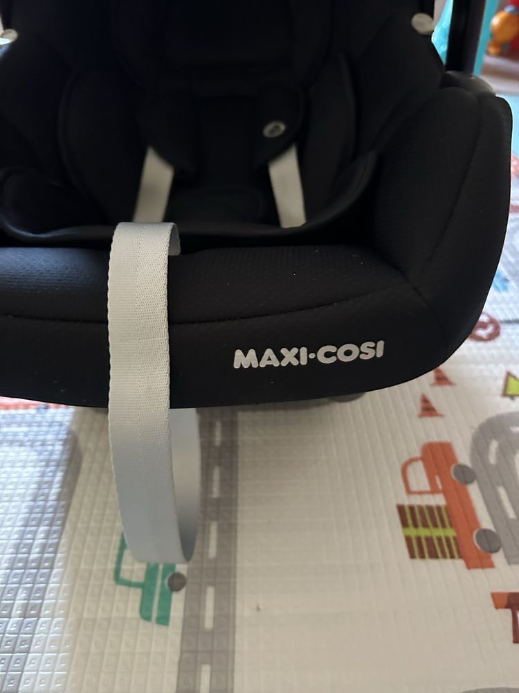 Maxi-cosi isofix baza i fotelik