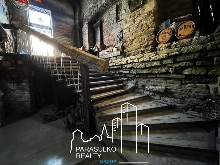 Продам заклад з високим потенціалом у серці Старого міста! Відеоогляд