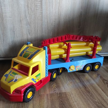 Zabawka Wader wielka ciężarówka laweta dźwig z rurami