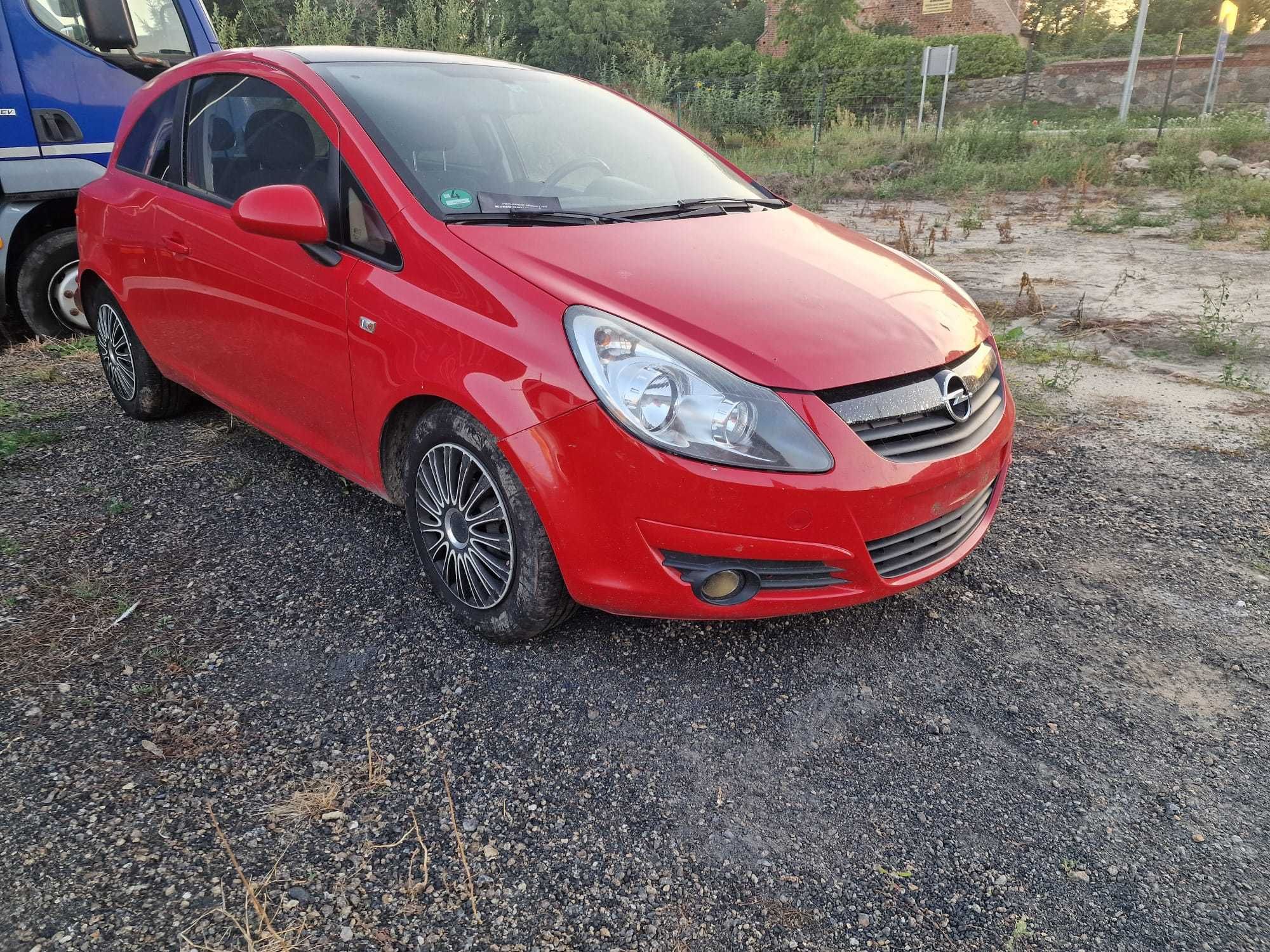 ćwiartka tył błotnik opel corsa D 3d  LAK Z547