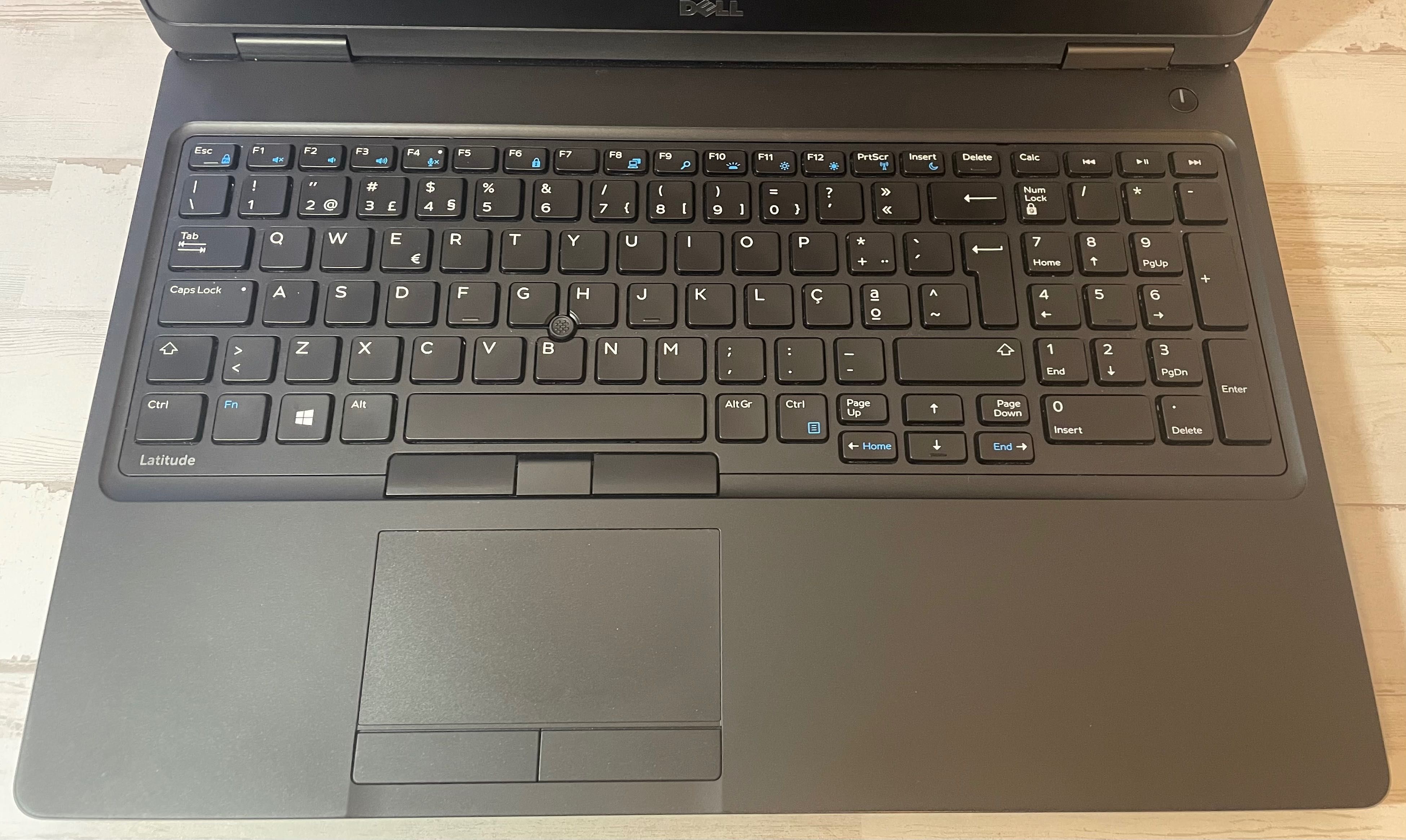 Dell Latitude E5580 15.6, i7, 256Gb, 32Gb, win11 pro original