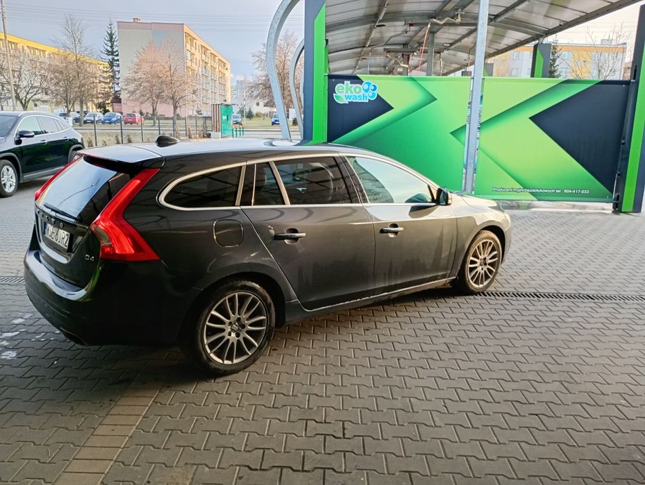 Volvo V60 D4 2016