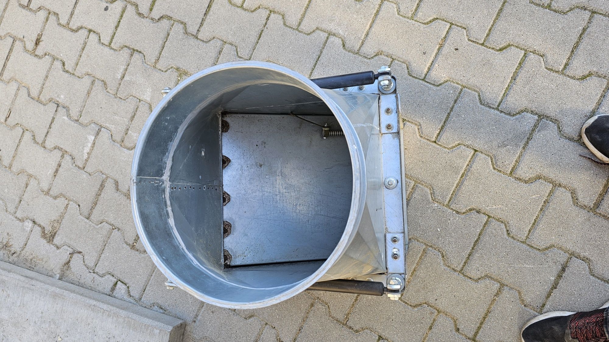 Klapa przeciwpożarowa schuko odciag trocin wyciąg