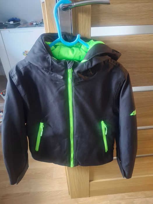 Sprzedam kurtkę zimową dla chłopca