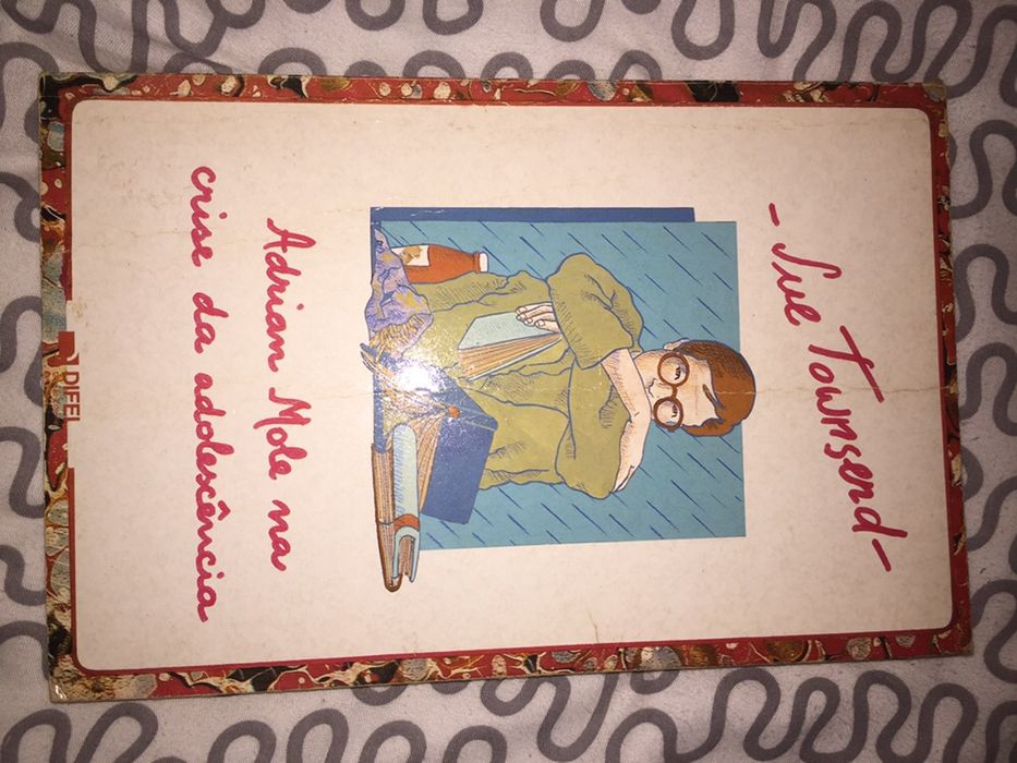Adrian Mole na Crise da Adolescência