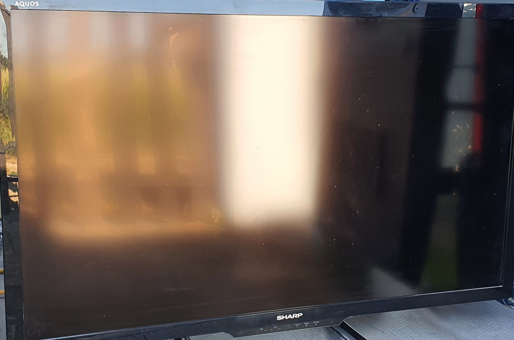 Telewizor LCD Sharp aquos 46 cali uszkodzony