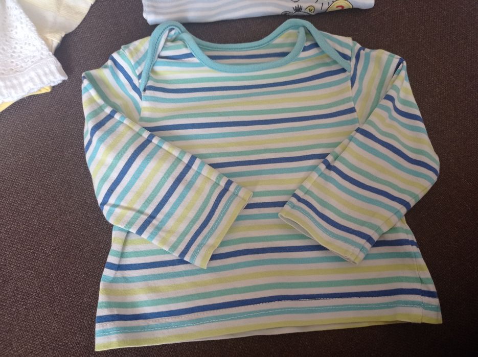 Zestaw bluzeczek niemowlęcych