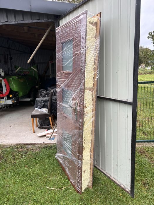 Drzwi pokojowe z trzema szybkami