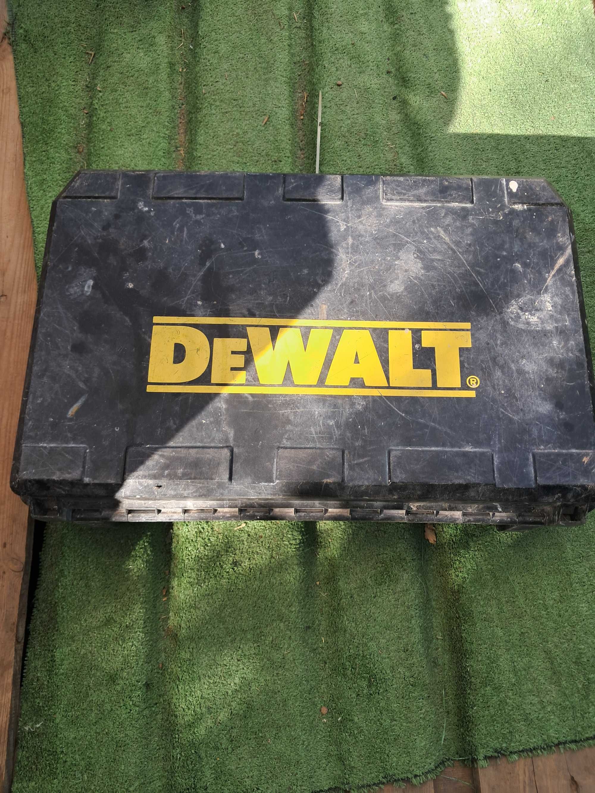 Vendo maquina para fazer furo