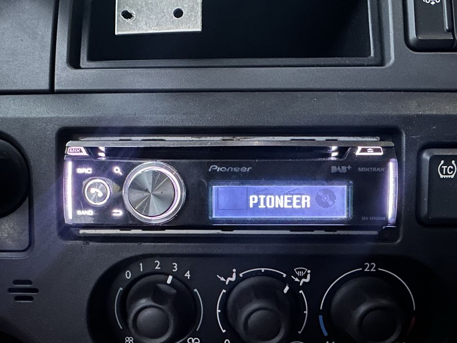 Автомагнітола Pioneer DEH-X8700DAB