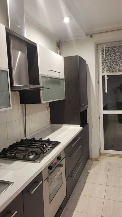 Оренда 2 кімнатної квартири по вул. Головацького