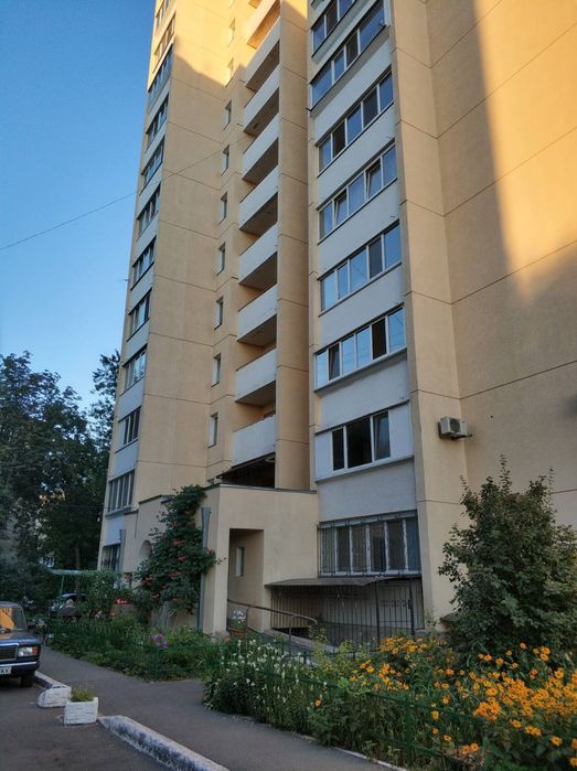 Продам 2 Москаленко 70м2