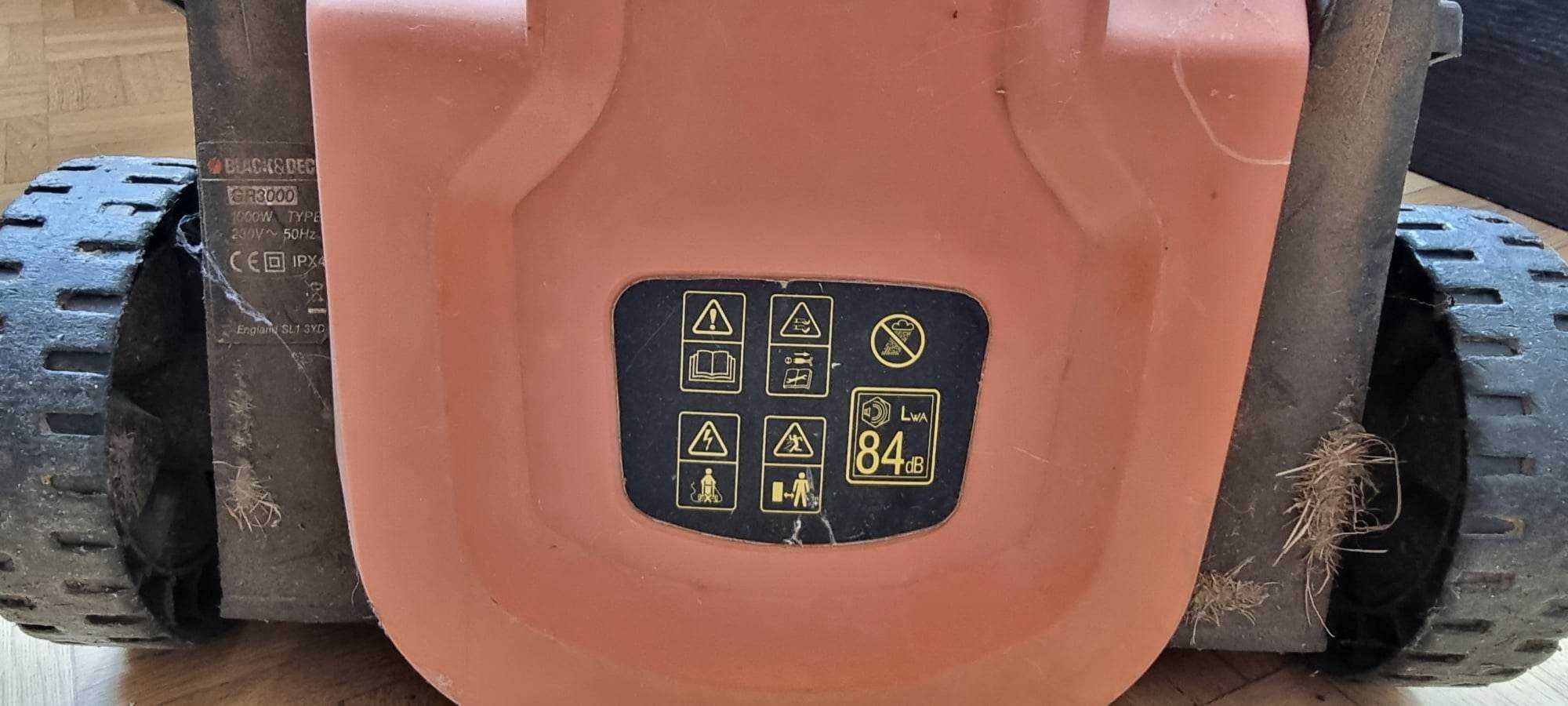 Kosiarka elektryczna Balck & Decker z koszem